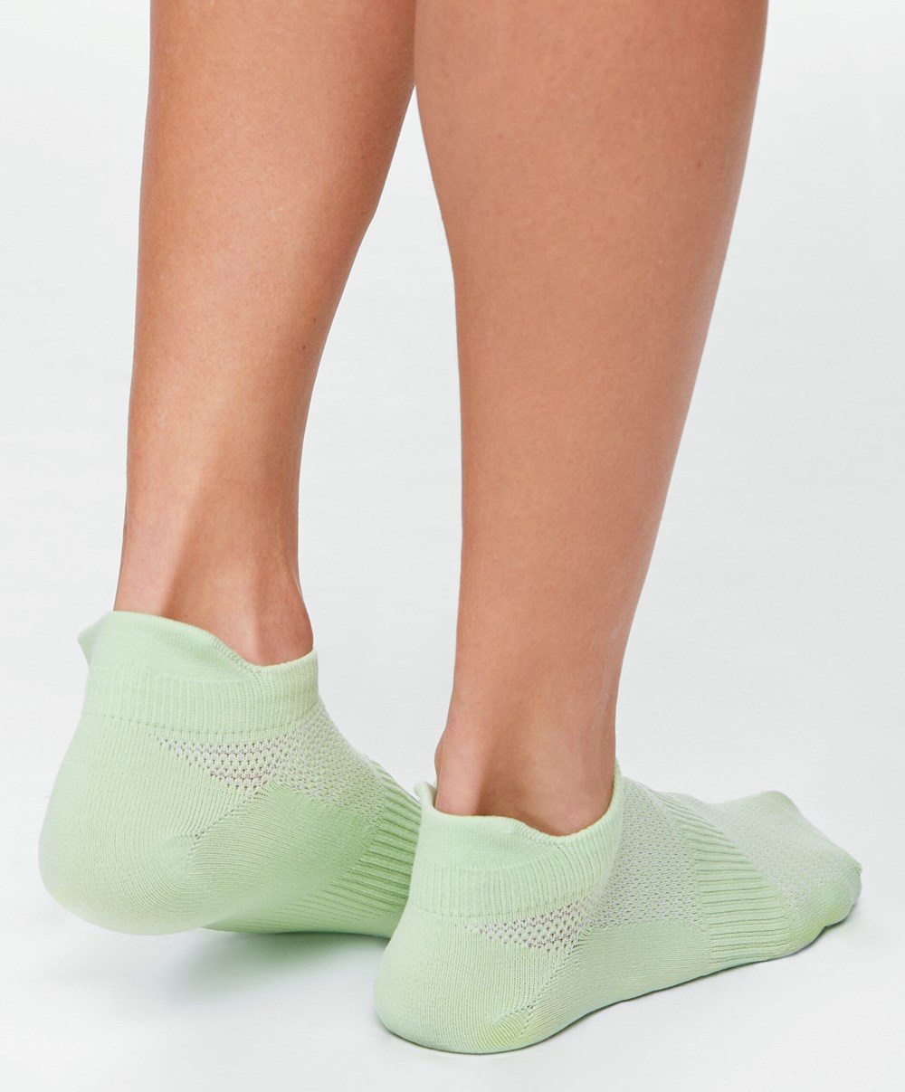 Oysho 3 Pairs Of Polyamide Sports Sneaker Socks μεντα | POUICH-763