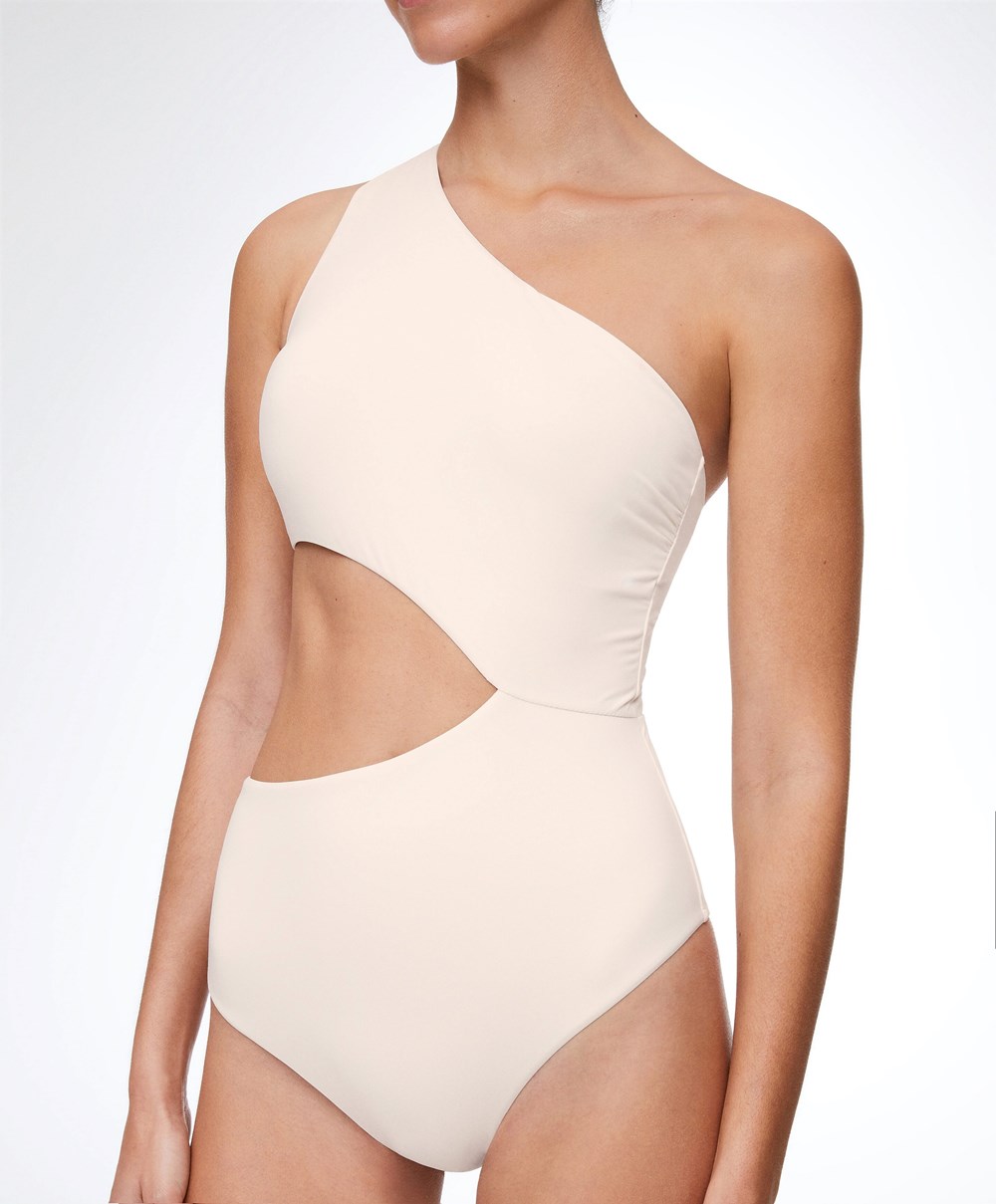 Oysho Asymmetric Trikini Vanilla | QUCETM-264