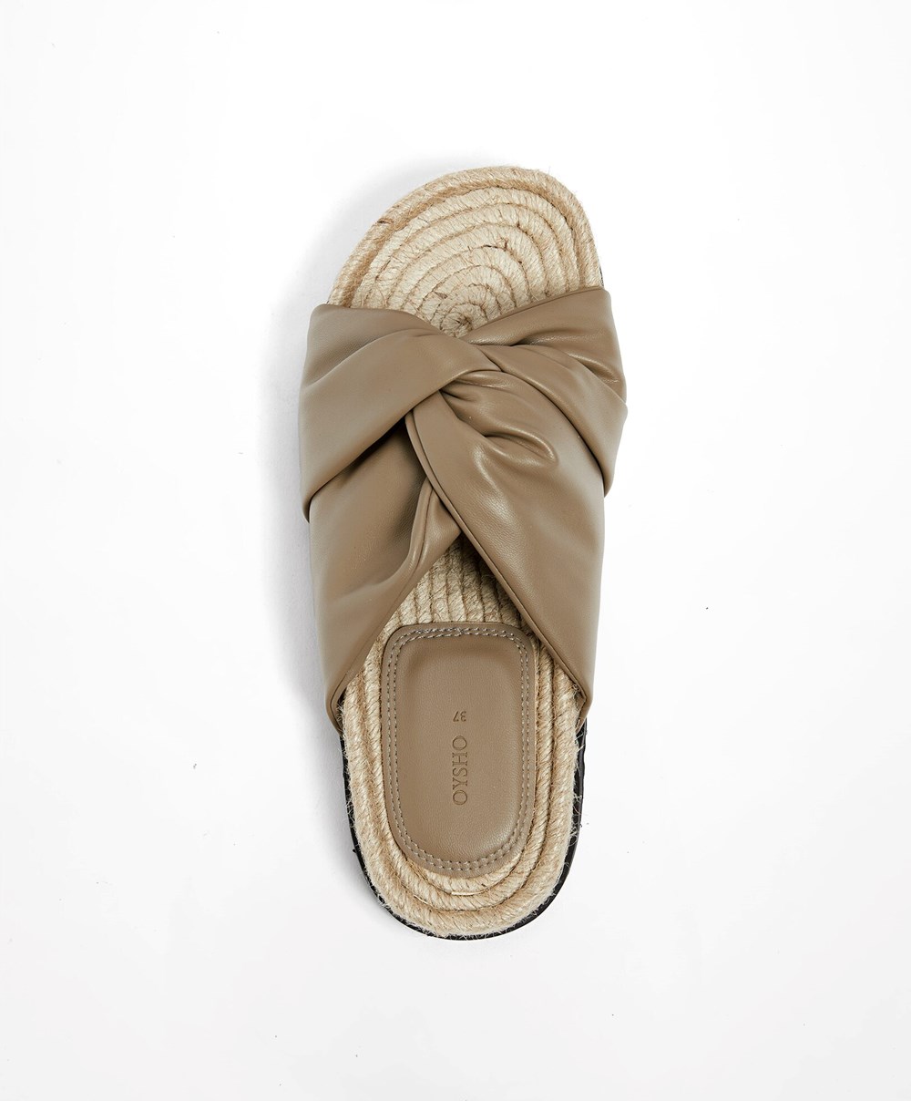 Oysho Crossover Sandals Mole | URLMAV-576