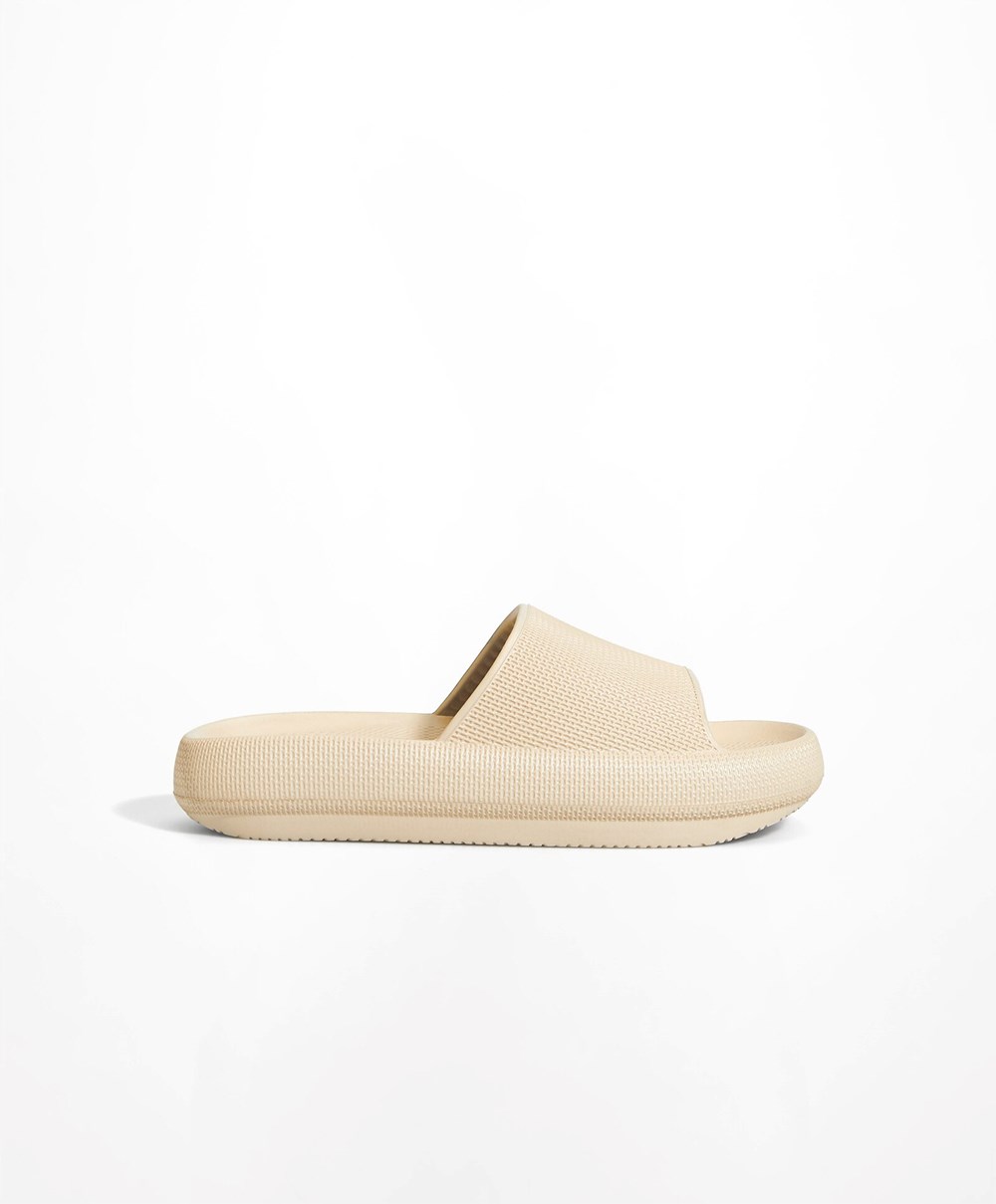 Oysho Flatform Sandals κρέμα | DEVRWT-125