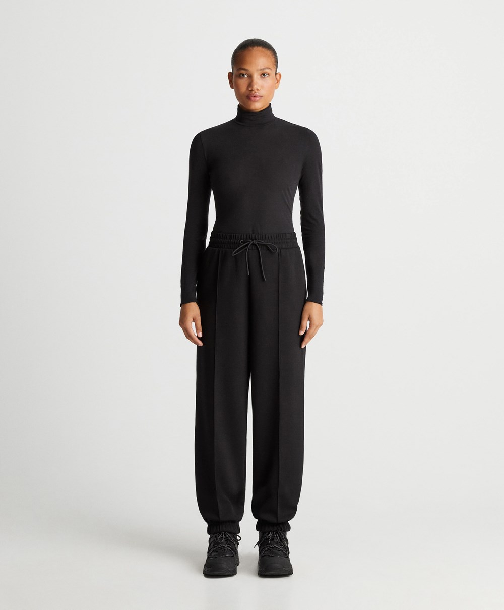 Oysho Joggers With Interlock Detail μαυρα | BNXUCJ-165