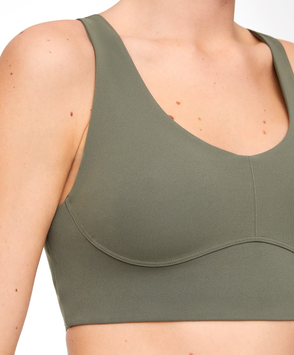 Oysho Medium Support Compressive Sports Bra σκούρο Χακί | LEQNZD-370