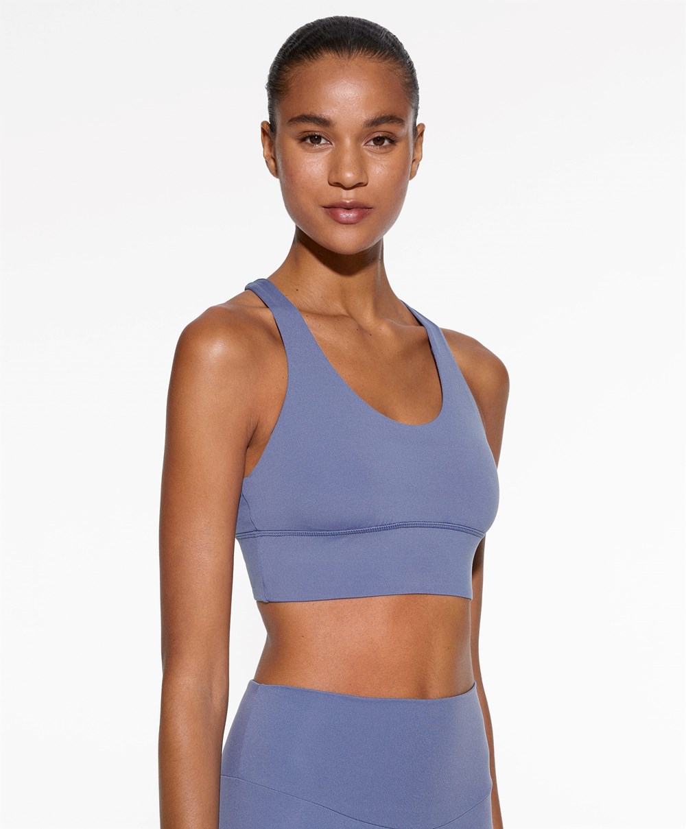 Oysho Medium-support Sports Bra With Cups βαθυ μπλε | AGIMNT-148