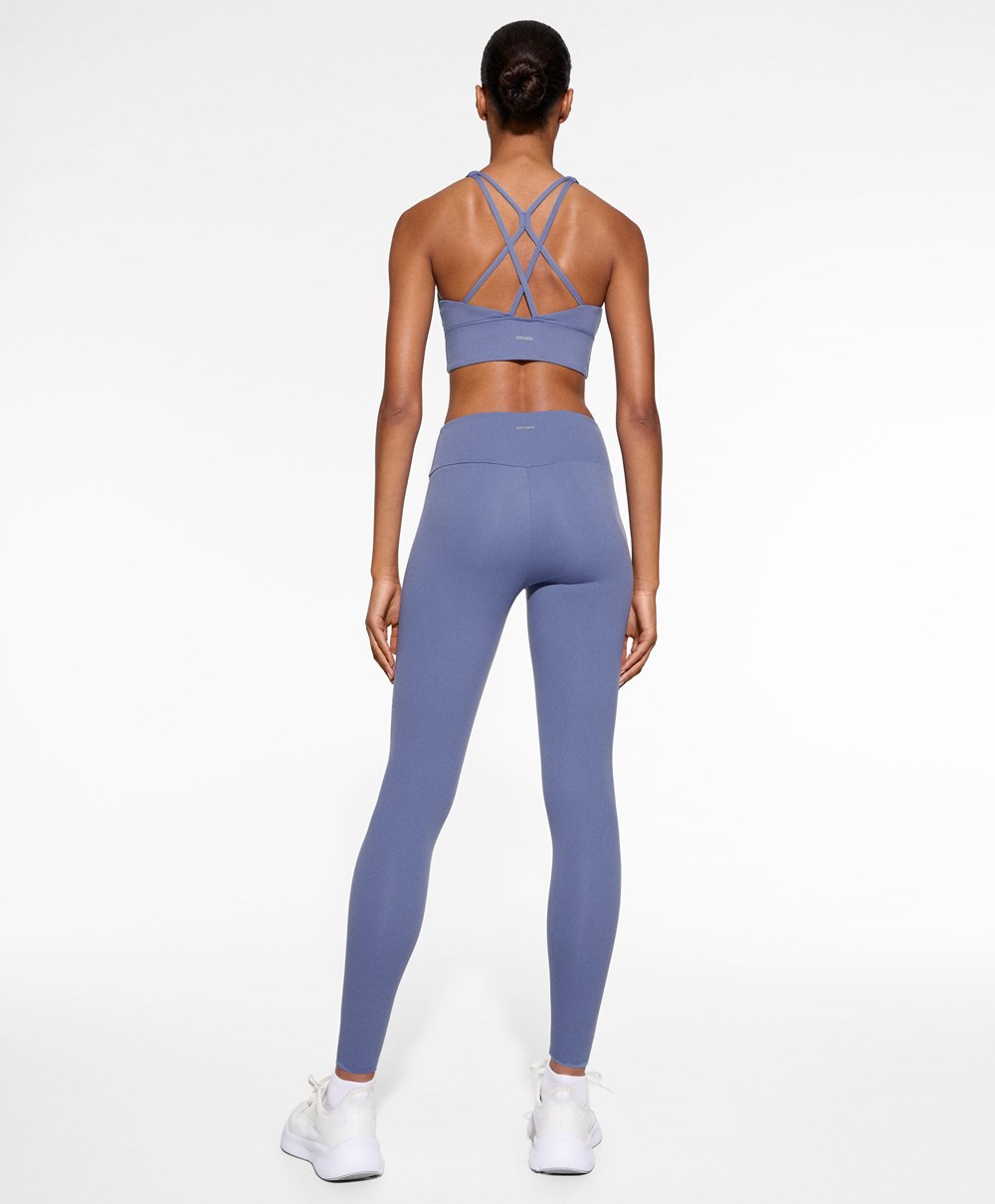 Oysho Medium-support Sports Bra With Cups βαθυ μπλε | AGIMNT-148