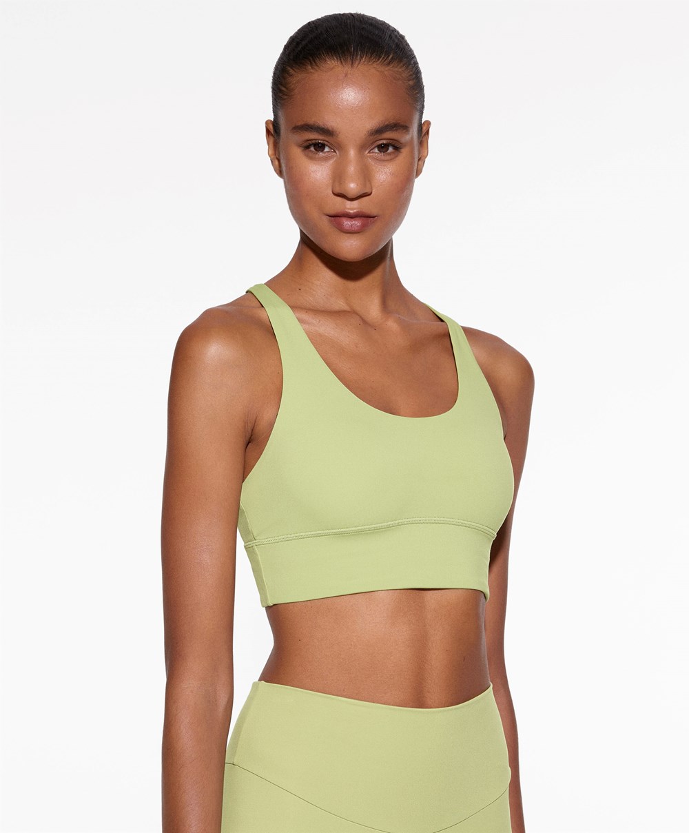 Oysho Medium-support Sports Bra With Cups πρασινο | GMZVWJ-549