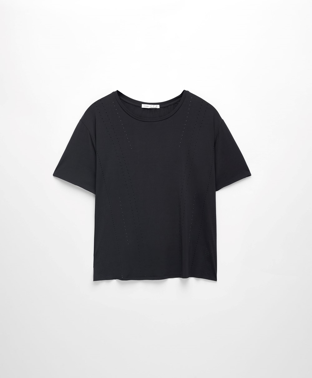 Oysho Microperforated κοντο-sleeved Technical T-shirt μαυρα | SDJMKT-906