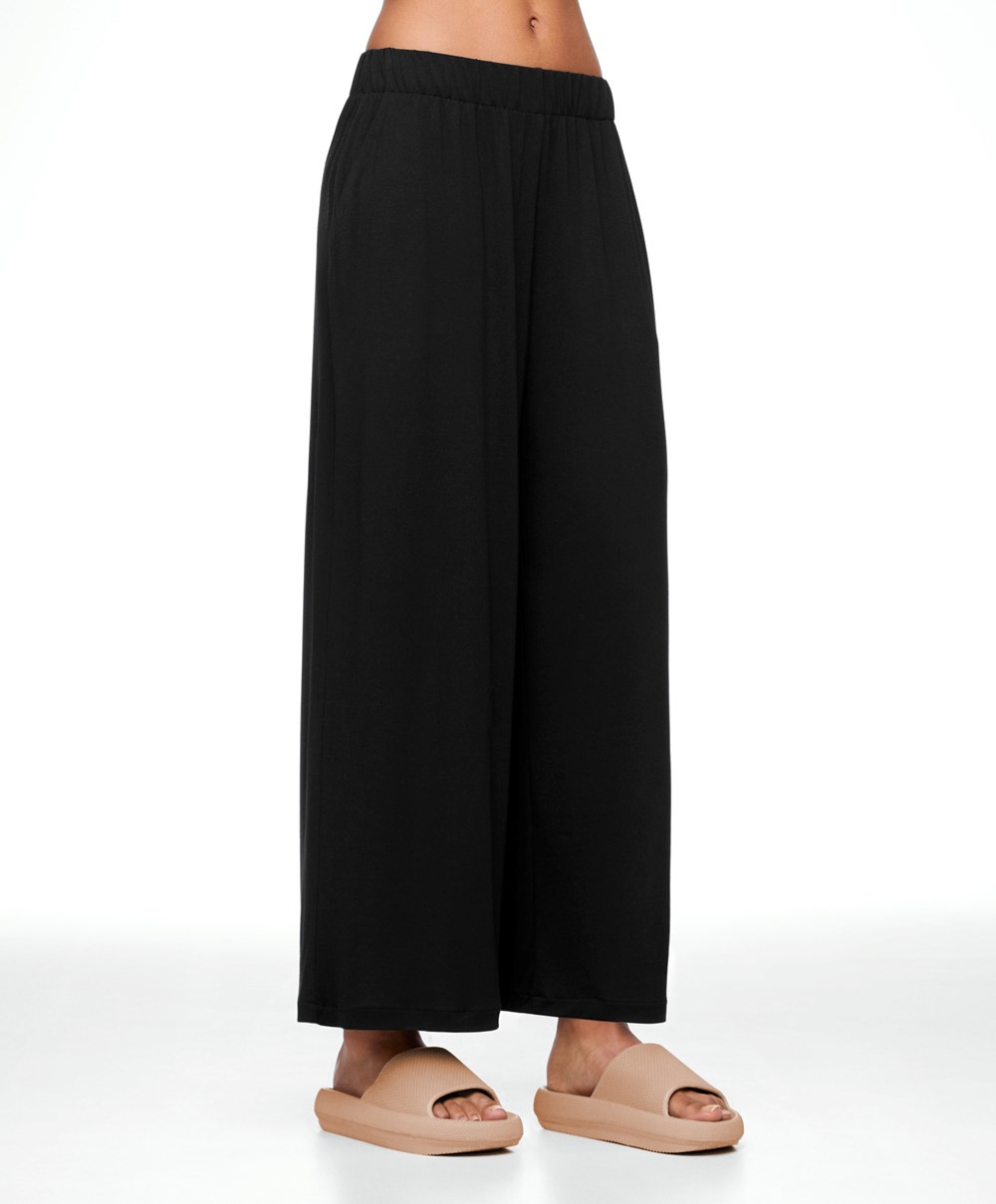 Oysho Modal Crop Trousers μαυρα | PTOHAB-015