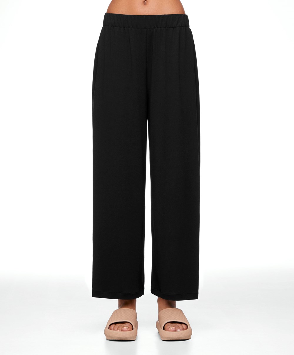 Oysho Modal Crop Trousers μαυρα | PTOHAB-015