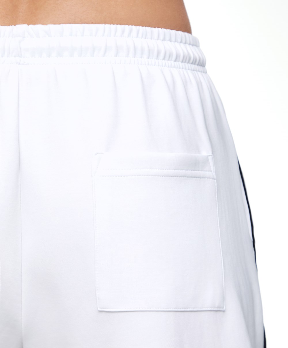 Oysho Modal Shorts With Piping ασπρα | TYLJXQ-830