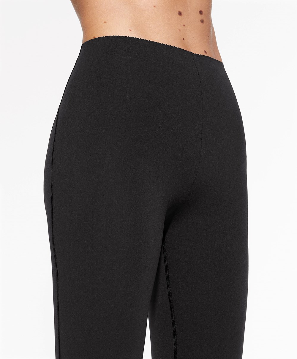 Oysho Raise Up Compressive Flare Trousers μαυρα | QZKMTE-109