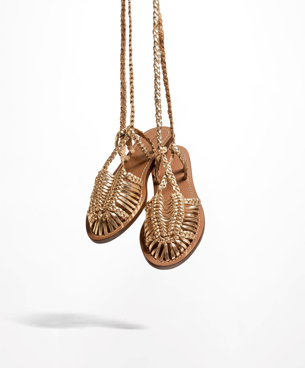 Oysho δερματινα Braided Fisherman Sandals χρυσο χρωμα | CFREIB-570