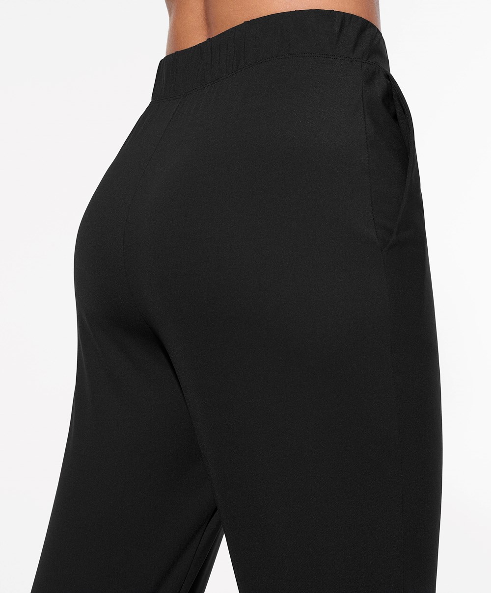 Oysho κλασικα Light Touch Joggers μαυρα | PLITAR-742