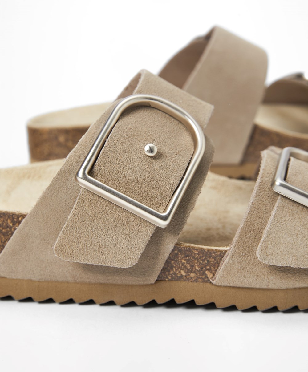 Oysho πόρπης Sandals Sand | PIOVFJ-875