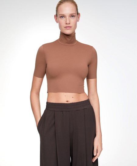 Oysho Perfect-adapt Crop Top With Raised Neck χαλκός | MYKNUC-738