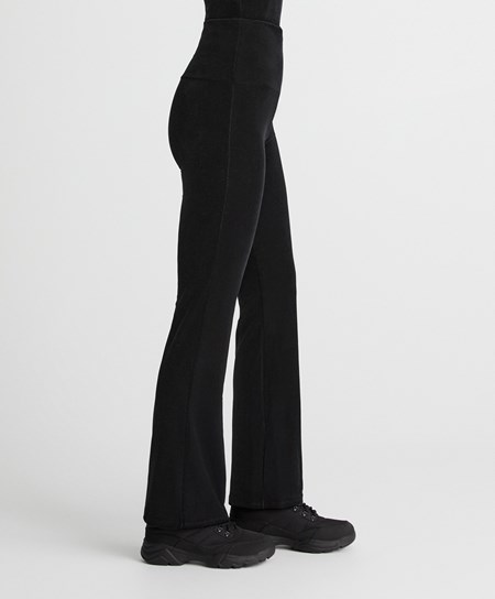 Oysho Velour Flare Trousers μαυρα | KFMCUJ-358